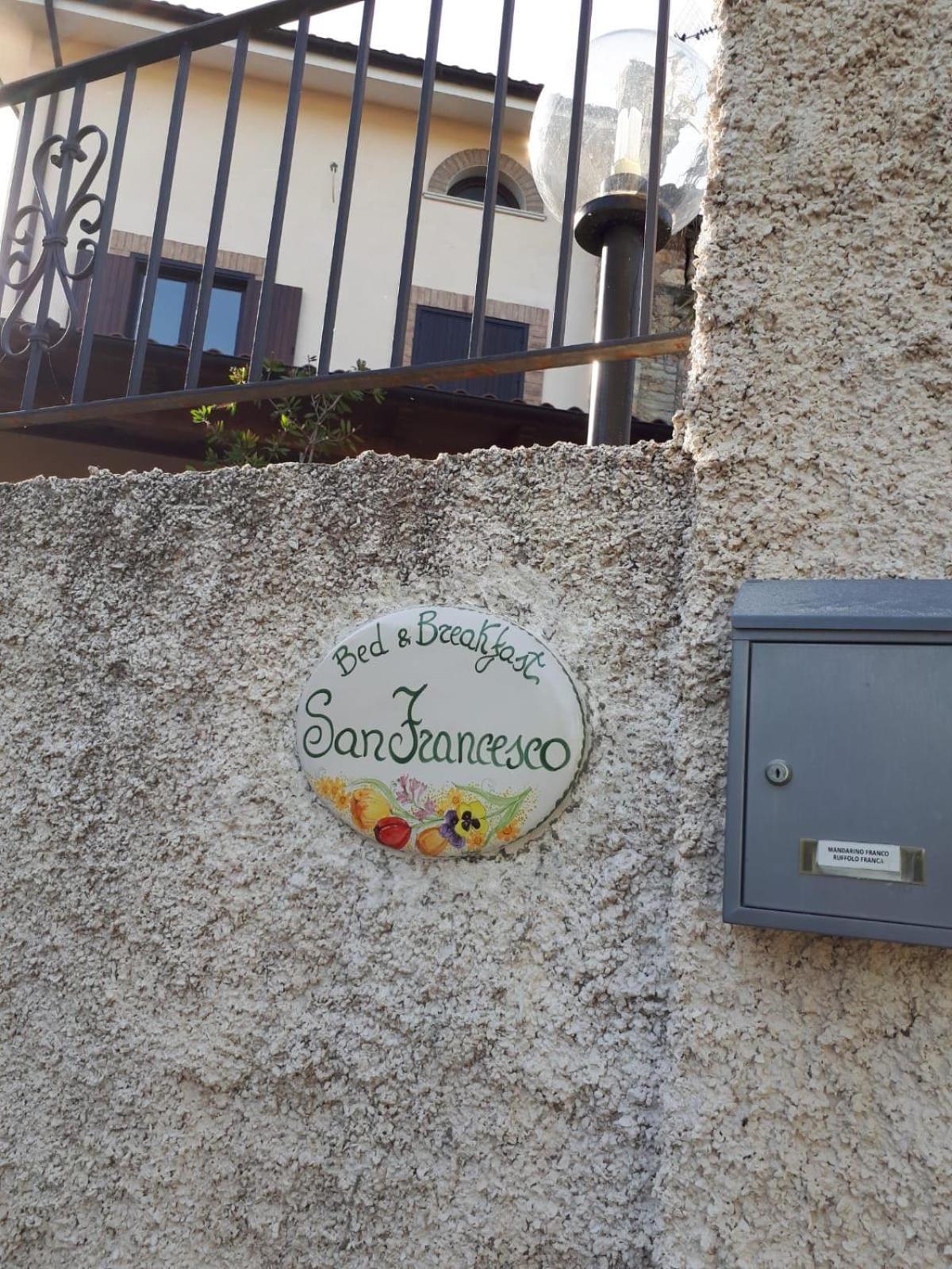 San Francesco Bed & Breakfast Cerisano Exterior photo